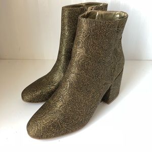 Printed shimmer heeled booties